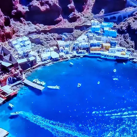 Hotel Pleasure Black Santorini 3*