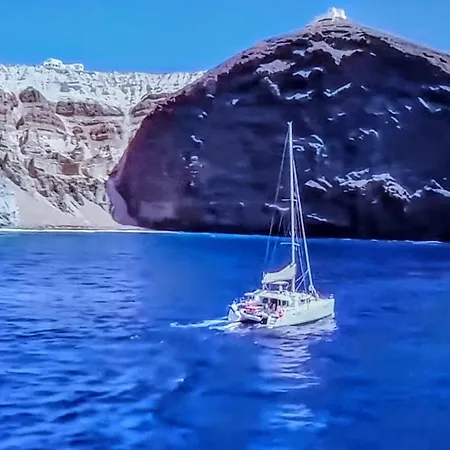 Hotel Pleasure Black Santorini