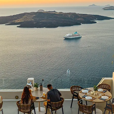 Pleasure Black Santorini Hotel Perissa (Santorini)